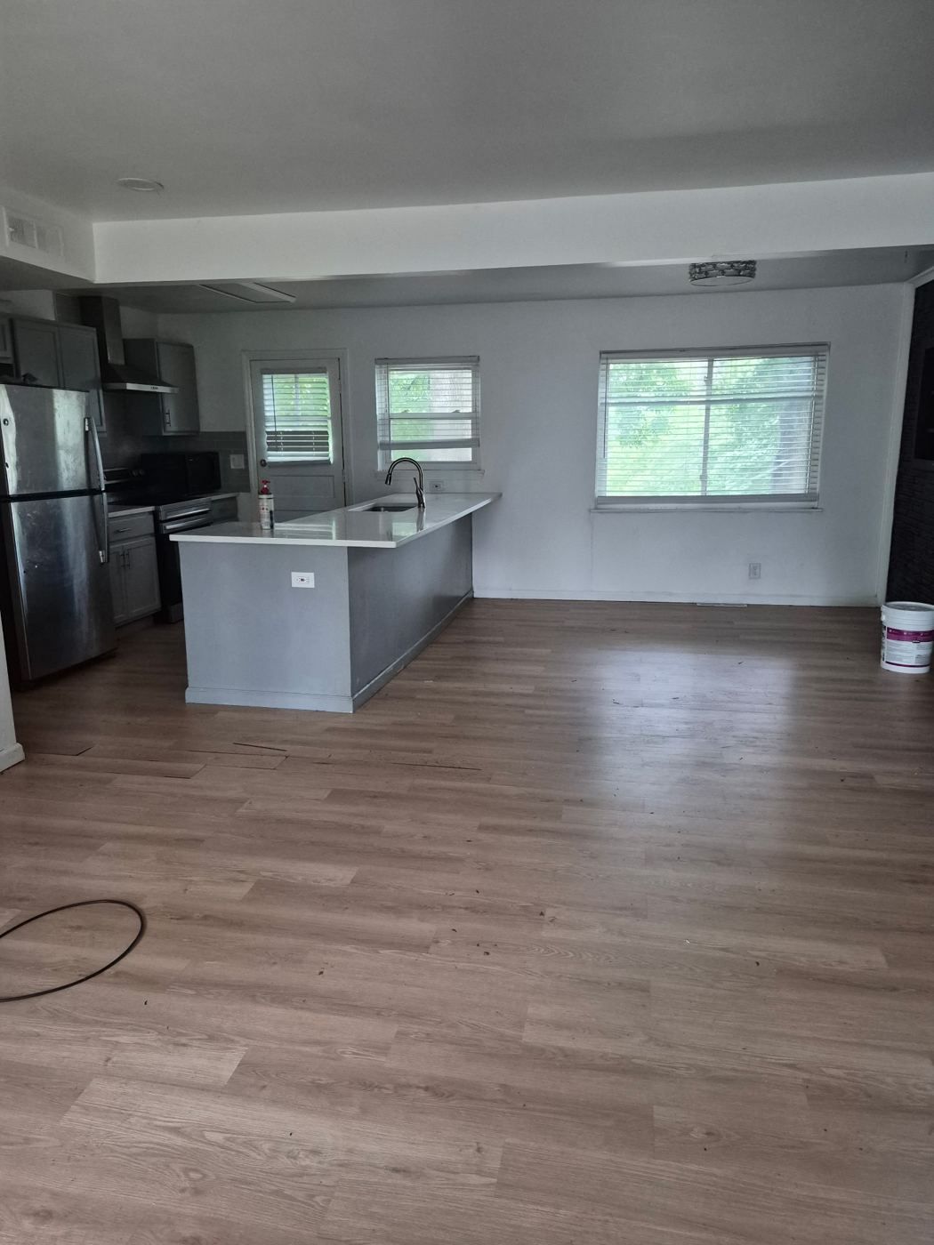 Kitchen island opening into the dining area